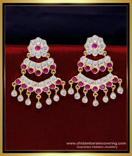 Studded Chic Golden Stud - Earrings