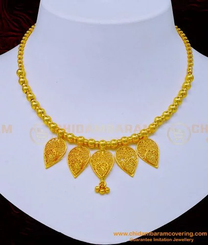 Buy New Light Weight Plain Gold Necklace Designs for Wedding
